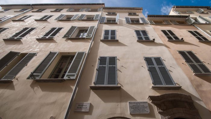 Permanence Info Bourses à Toulon 1 nice toulon residence portalis 2 scaled e1747738399709