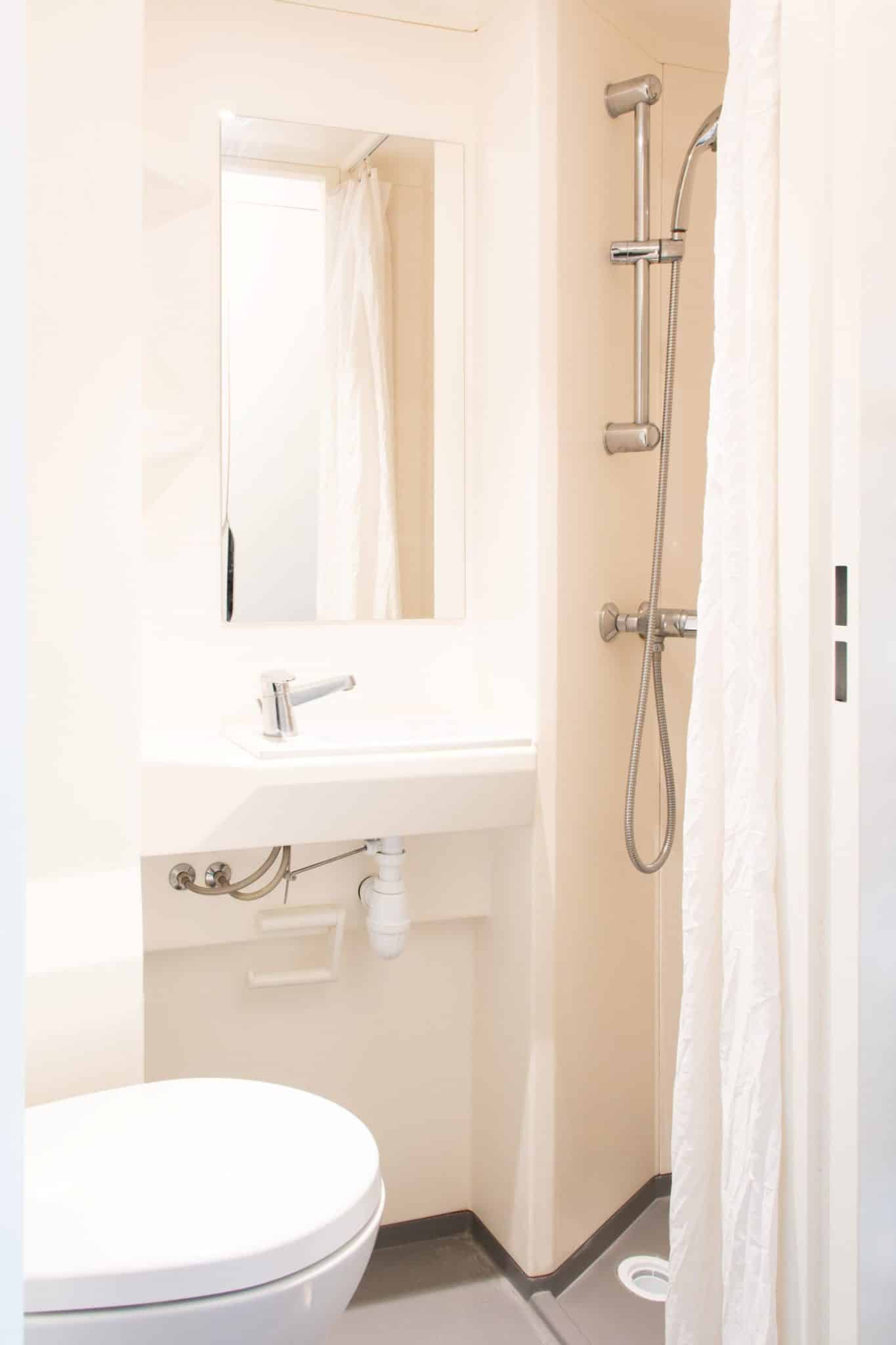 NICE TOULON residence JEAN MEDECIN chambre 2 scaled